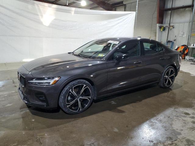 Volvo S60 plus (2023)