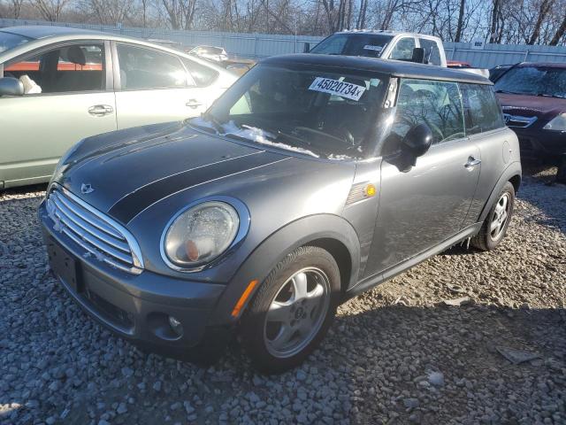 Mini Cooper (2010)