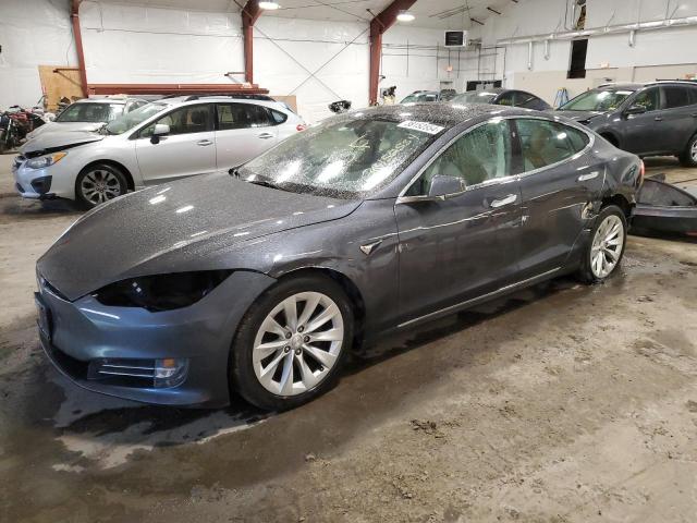 Tesla Model s (2018)