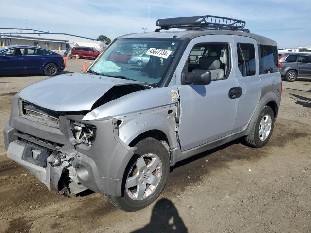 Honda Element (2004)