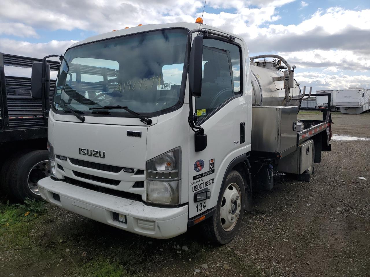 Isuzu All (2022)