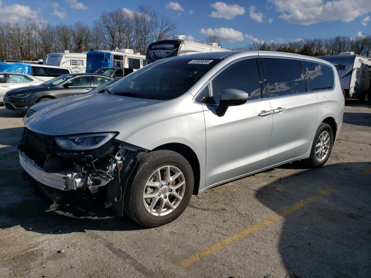 Chrysler Pacifica (2023)