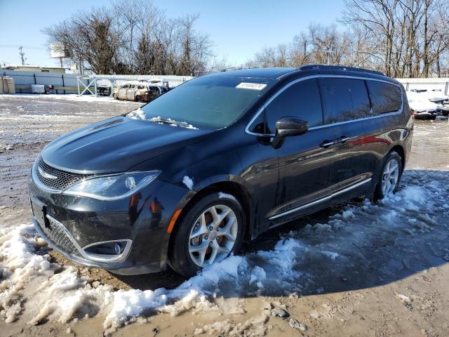 Chrysler Pacifica (2017)