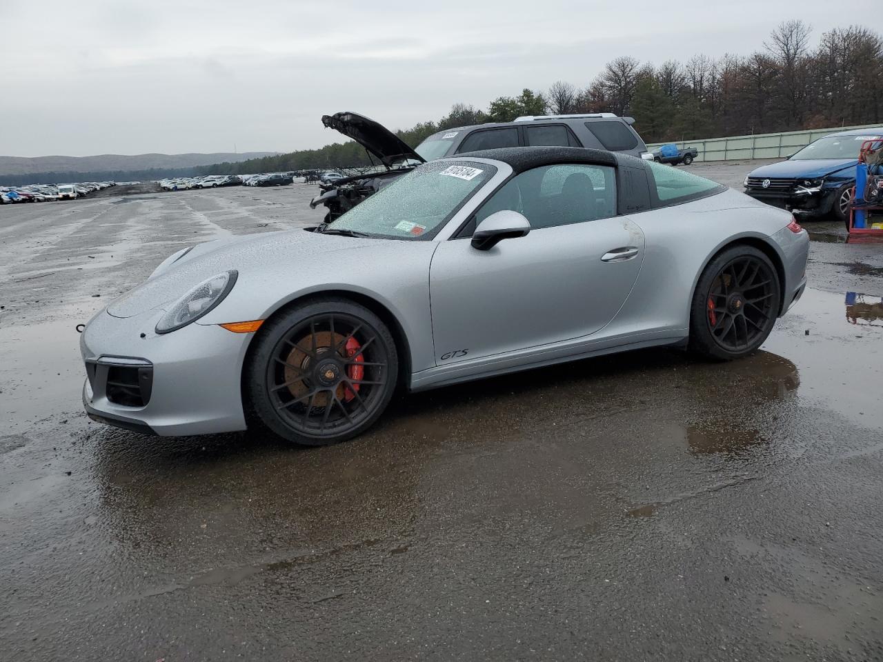 Porsche 911 (2018)