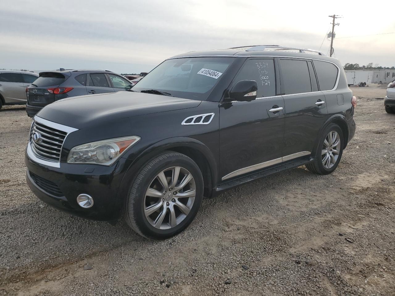 Infiniti Qx56 (2013)