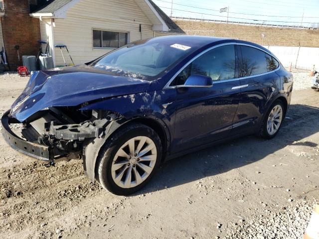 Tesla Model x (2017)