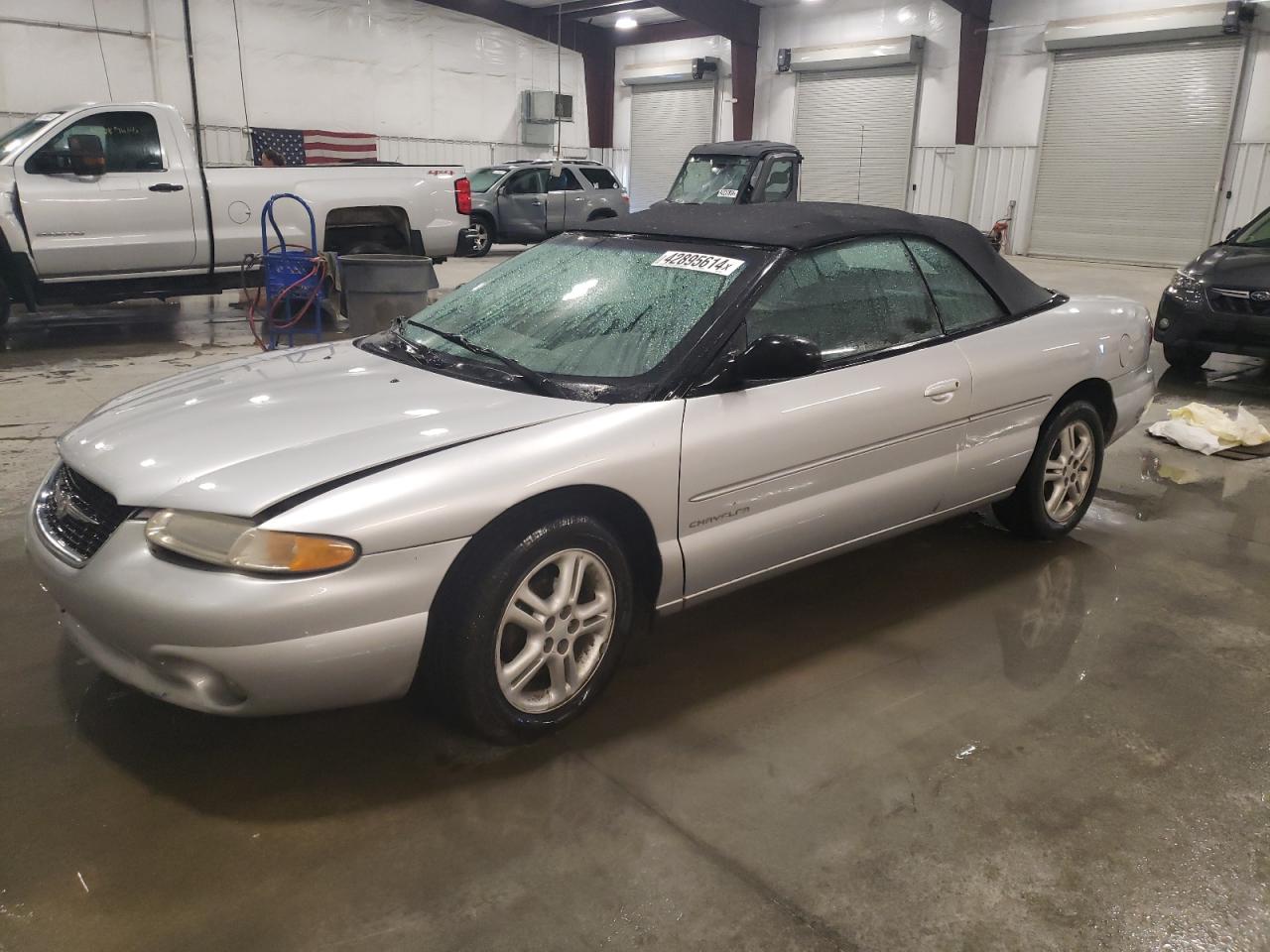 Chrysler Sebring (2000)