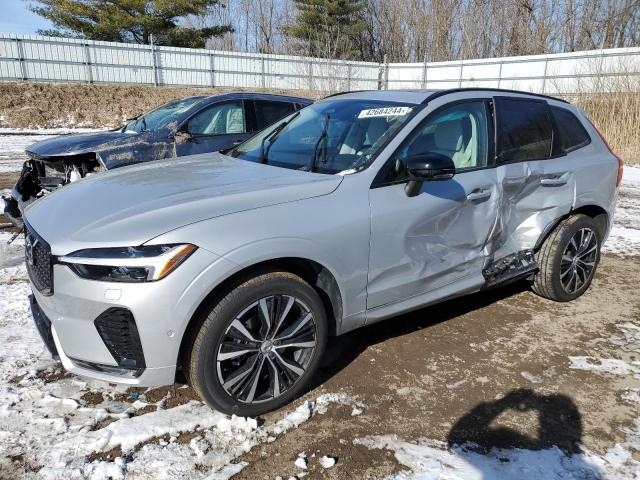 Volvo Xc60 plus (2023)