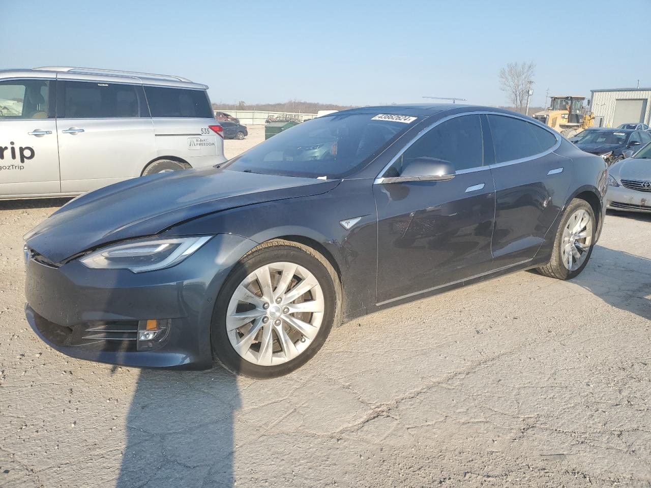 Tesla Model s (2016)