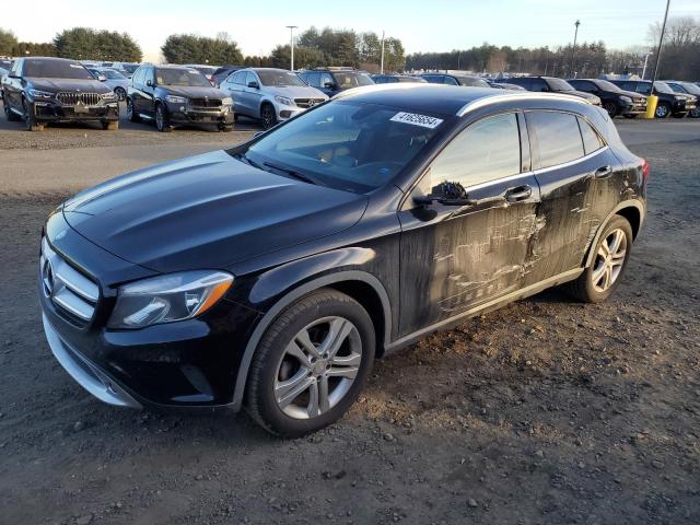 Mercedes-benz Gla-class (2015)