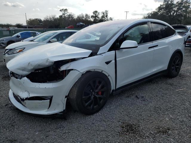 Tesla Model x (2023)