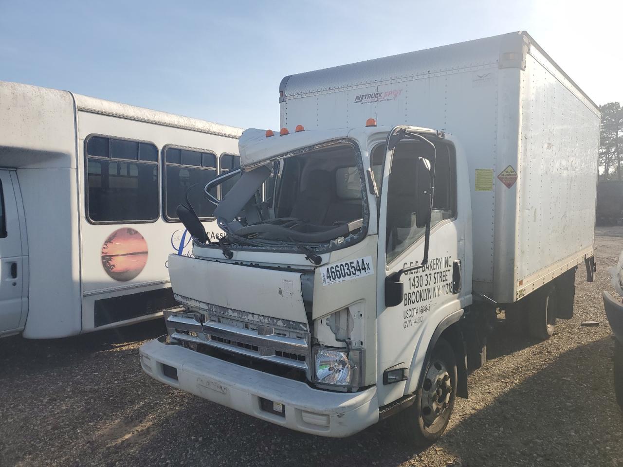 Isuzu Npr (2011)