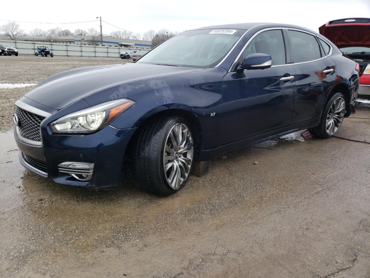 Infiniti Q70 (2019)