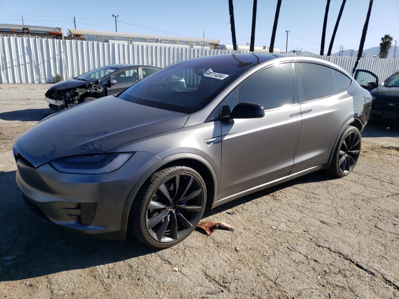 Tesla Model x (2016)