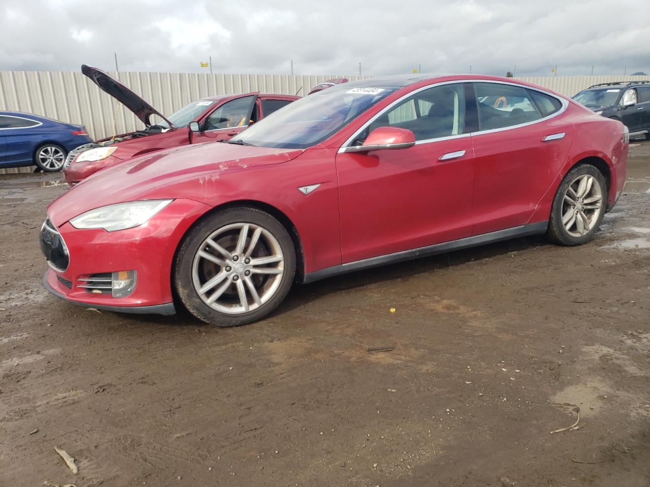 Tesla Model s (2013)