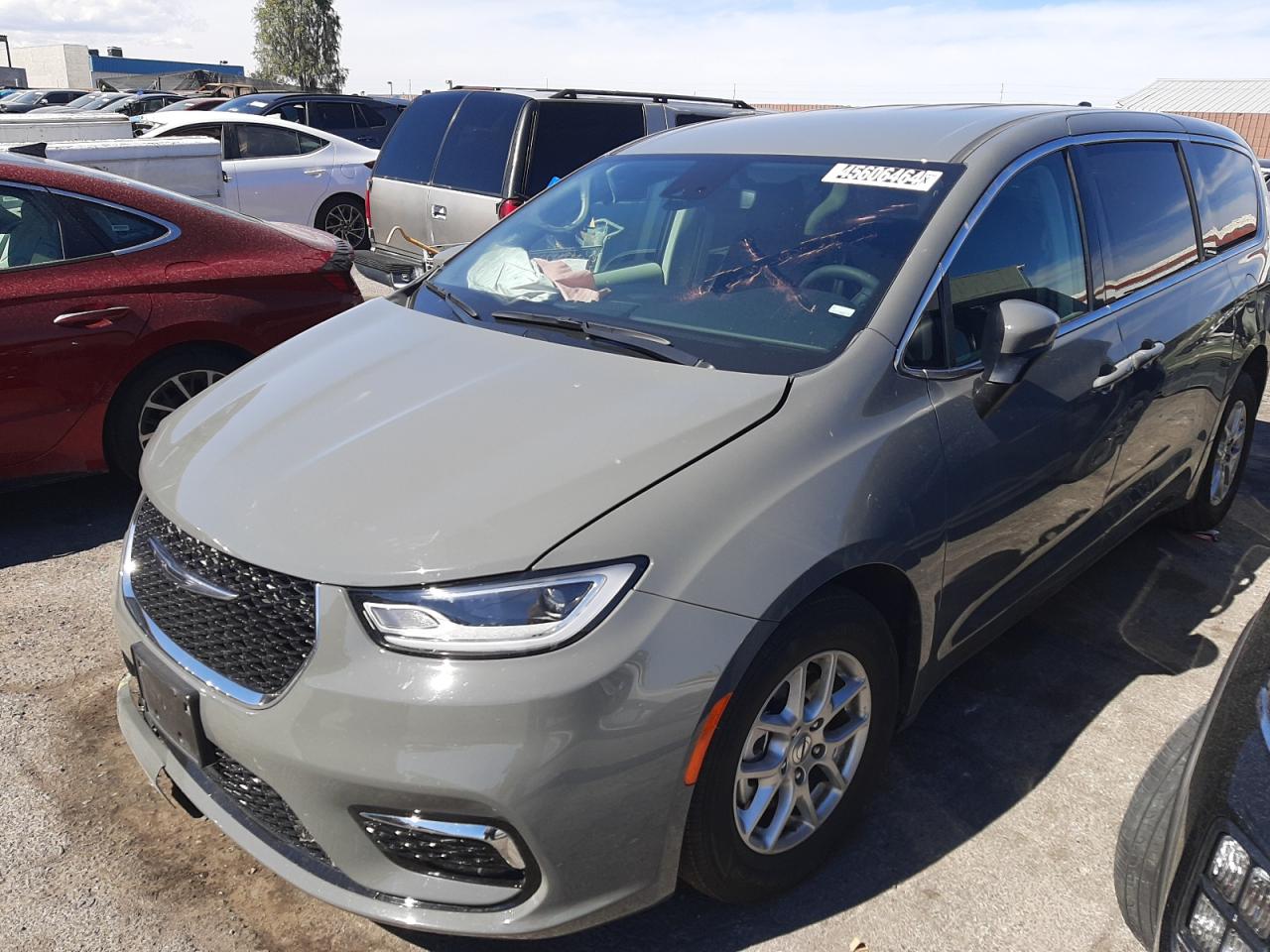 Chrysler Pacifica (2023)