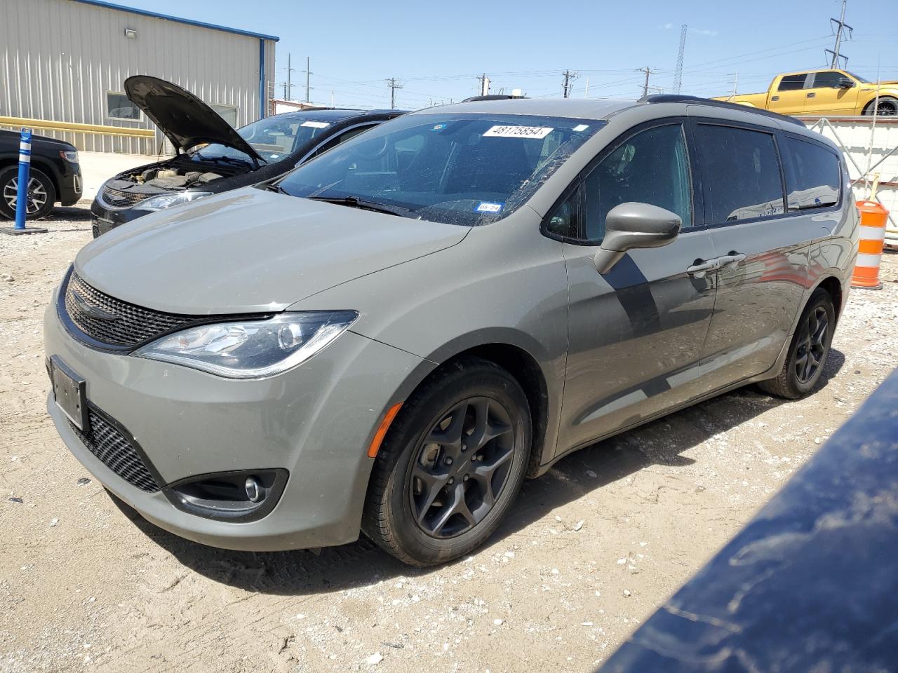 Chrysler Pacifica (2020)