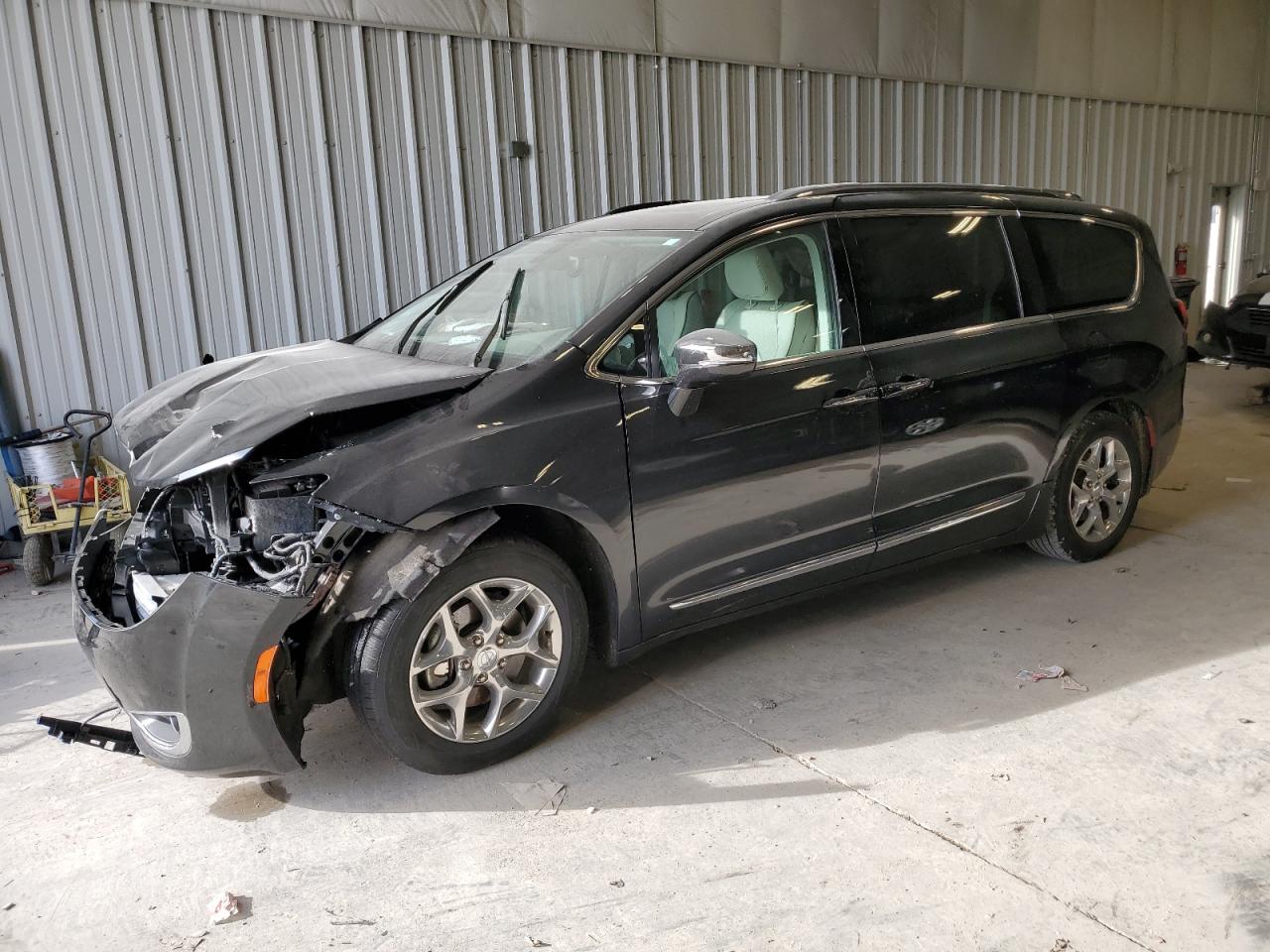 Chrysler Pacifica (2019)