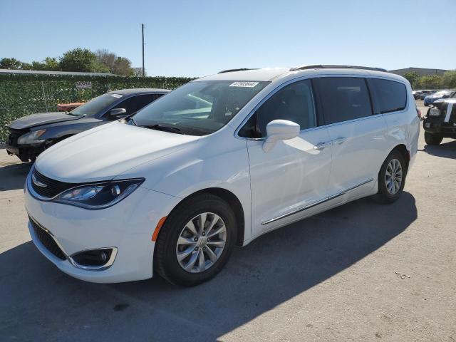 Chrysler Pacifica (2017)