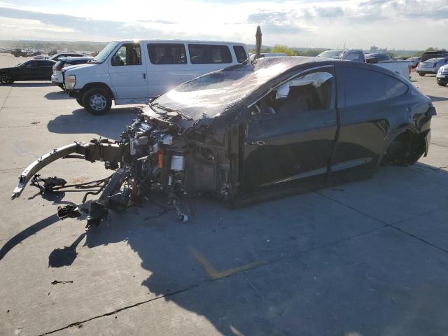 Tesla Model x (2023)