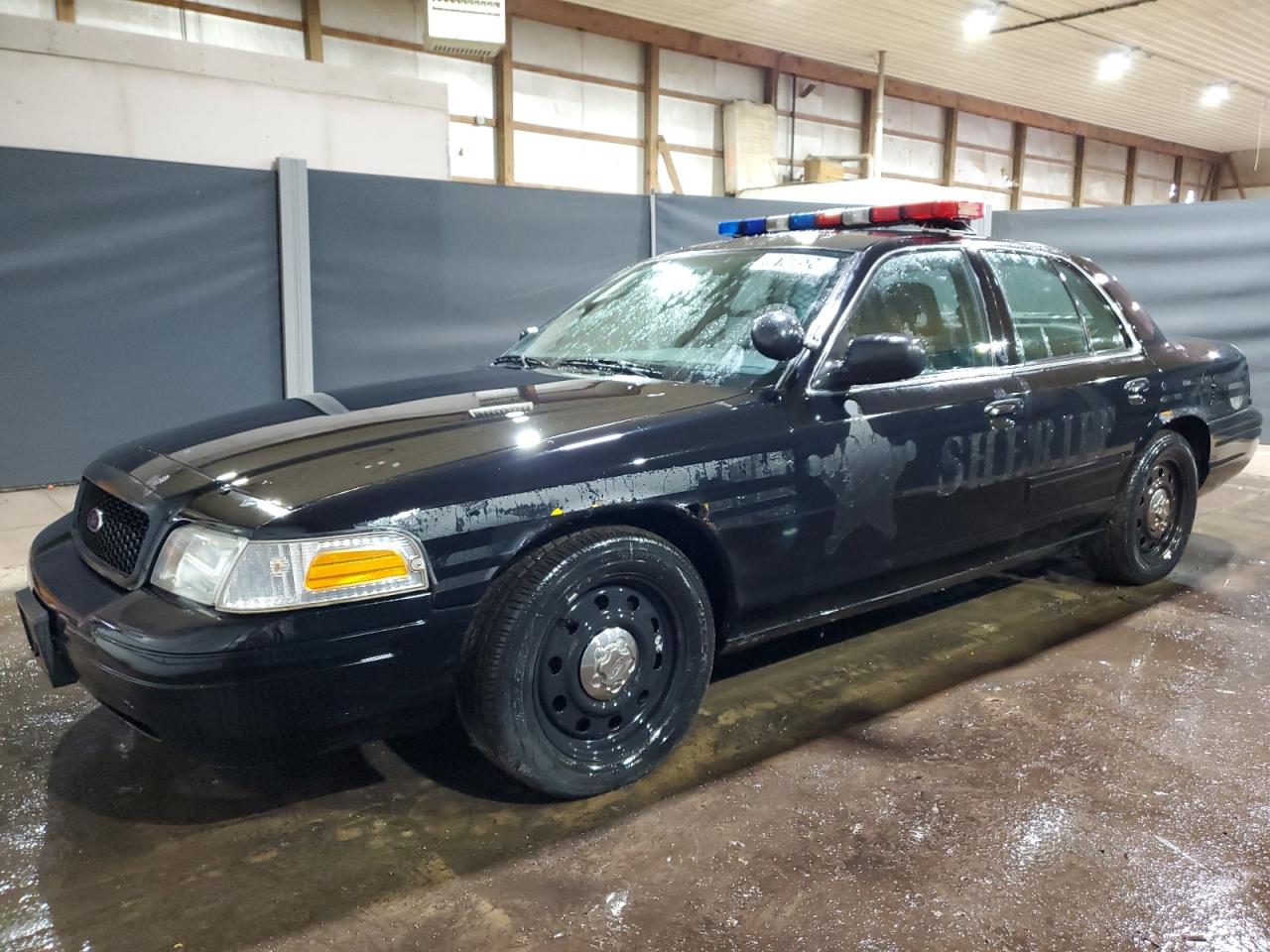 Ford Crown victoria (2005)