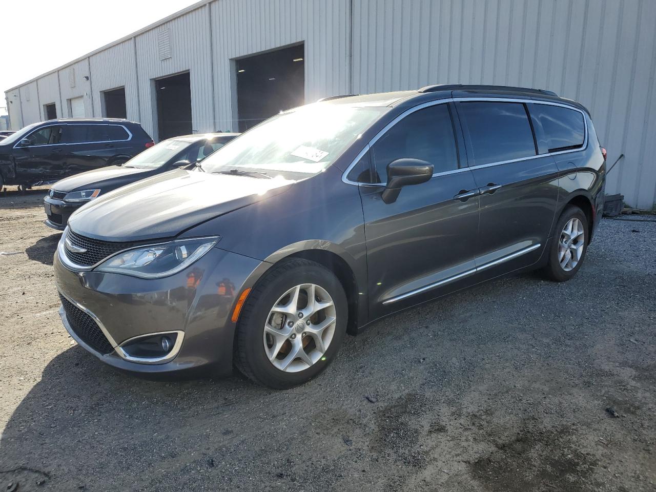 Chrysler Pacifica (2017)