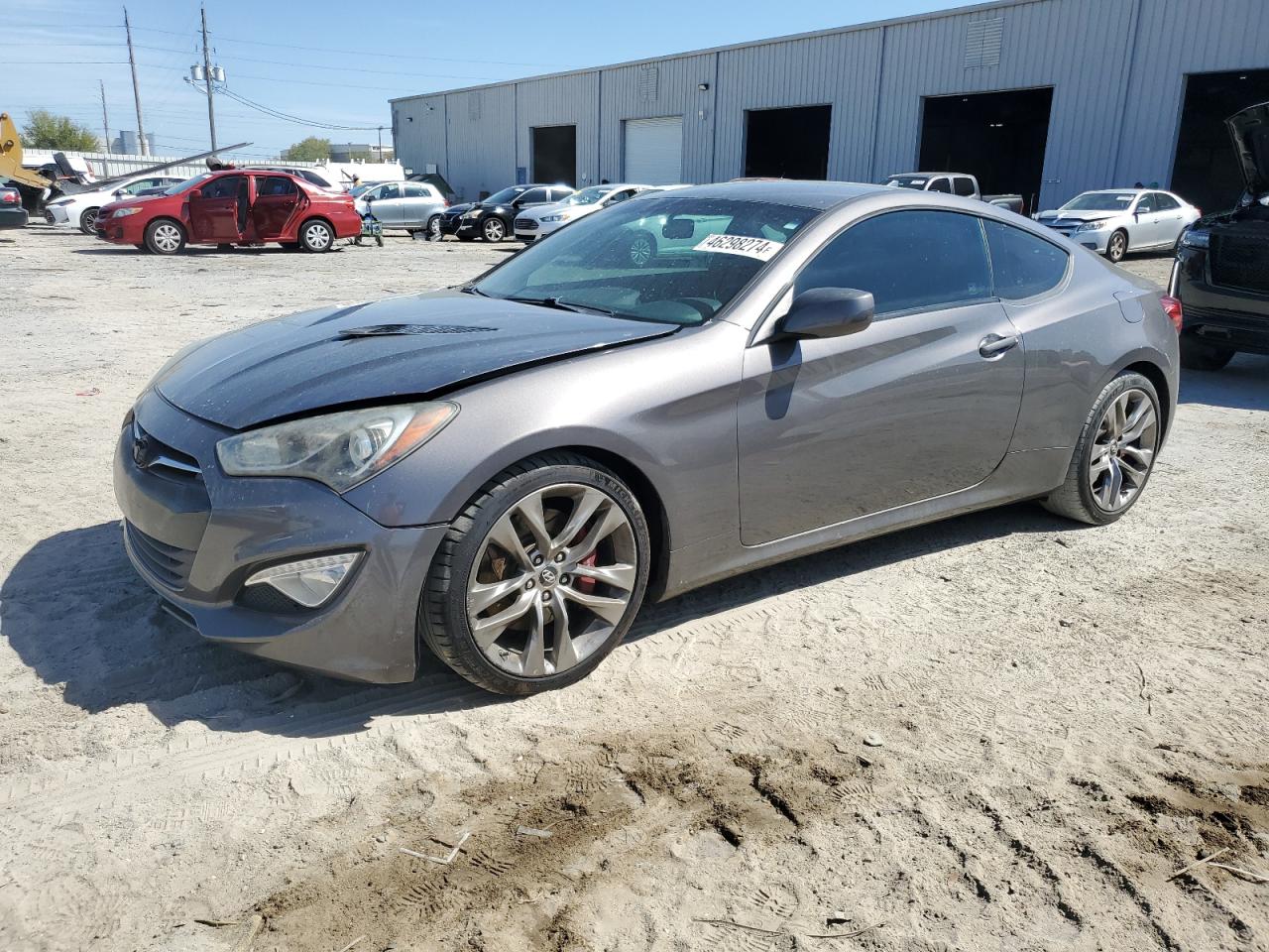 Hyundai Genesis (2013)