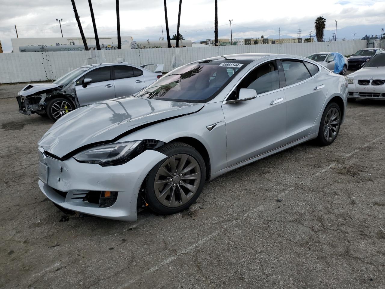Tesla Model s (2017)
