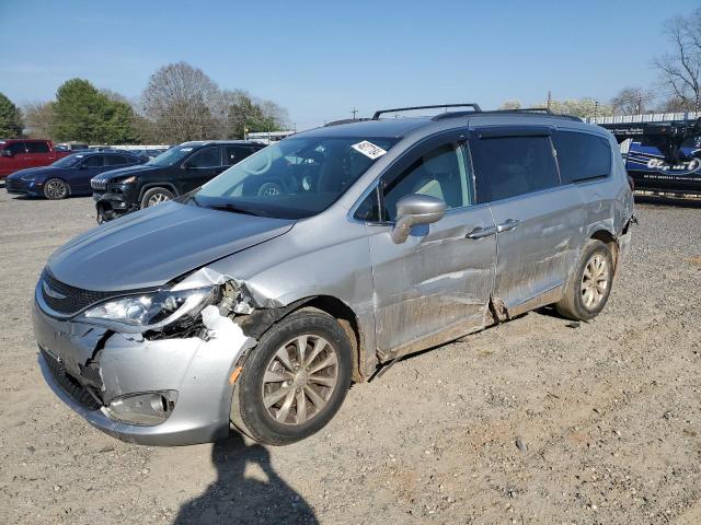 Chrysler Pacifica (2017)