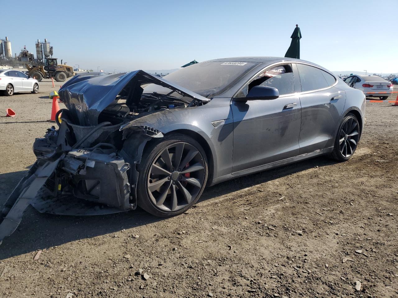 Tesla Model s (2016)
