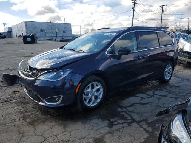 Chrysler Pacifica (2017)