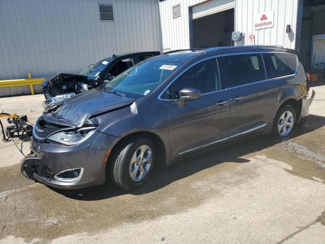 Chrysler Pacifica (2017)