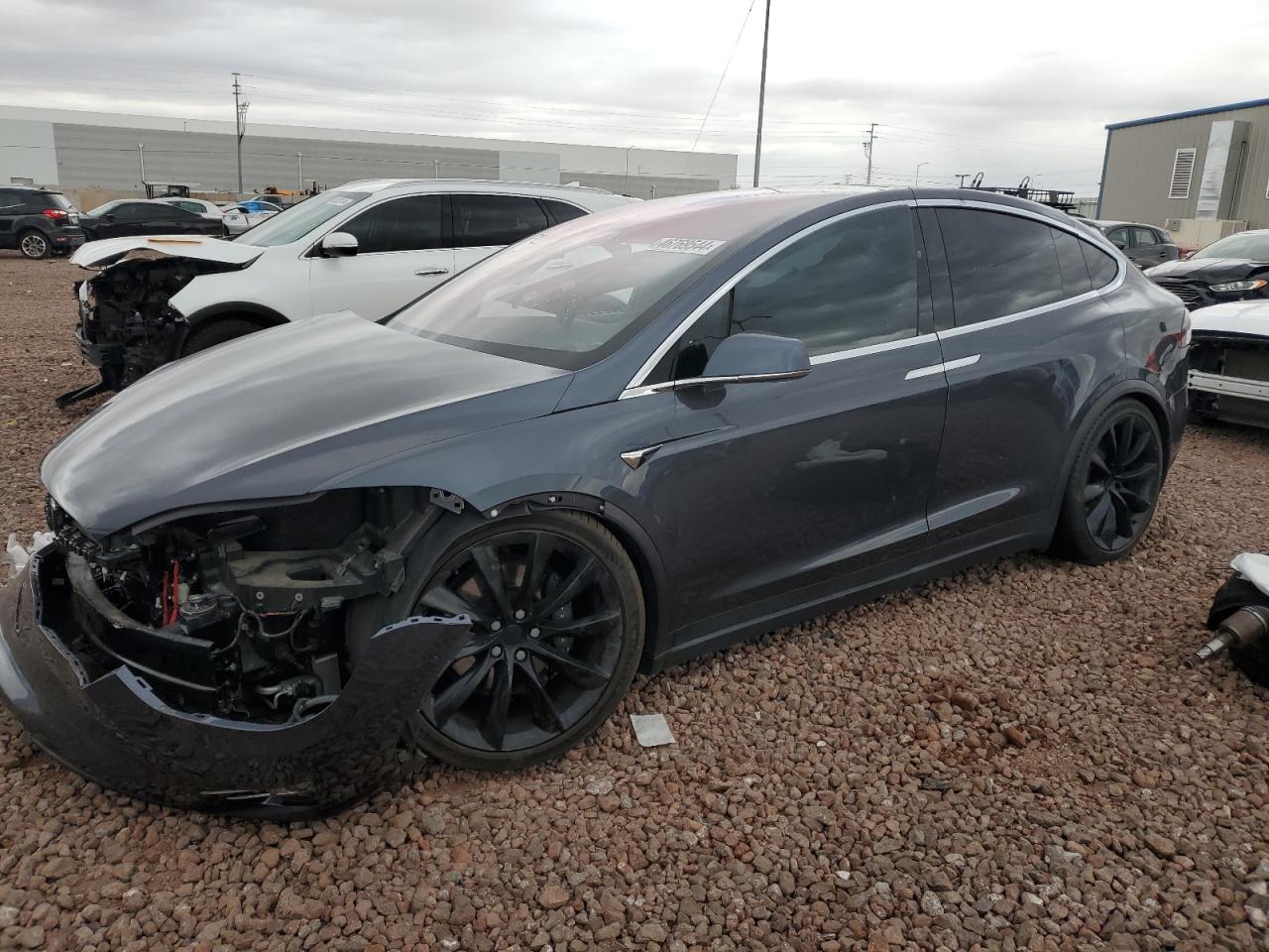 Tesla Model x (2020)