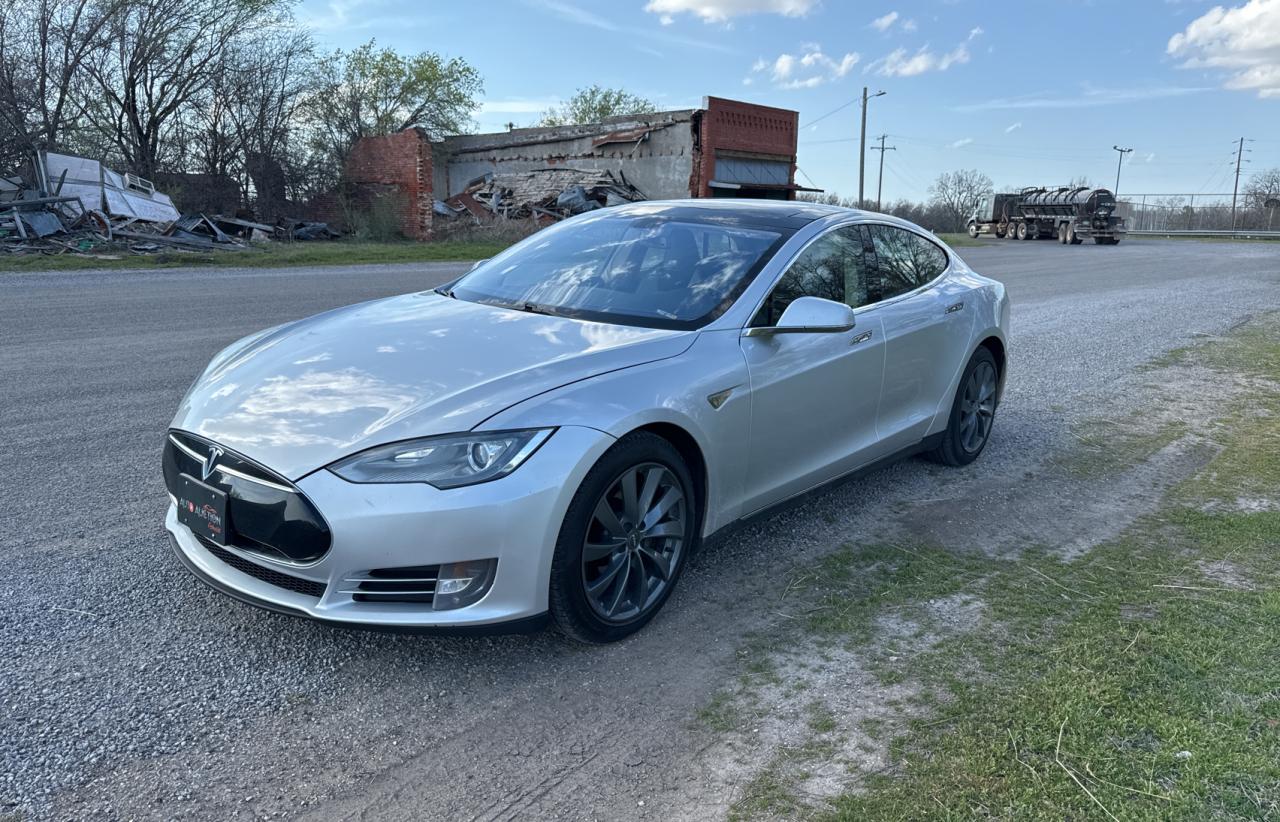 Tesla Model s (2013)