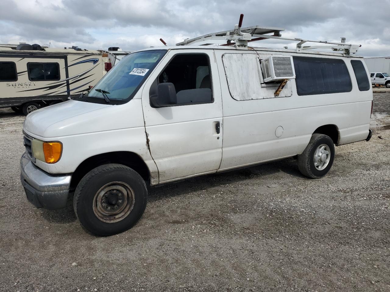 Ford Econoline (2004)