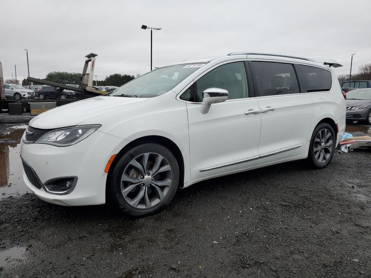 Chrysler Pacifica (2017)