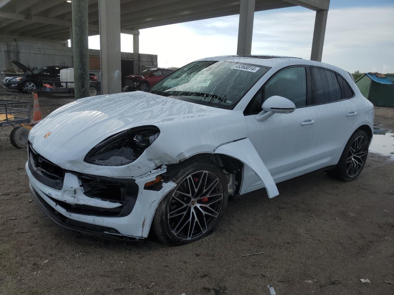 Porsche Macan (2023)