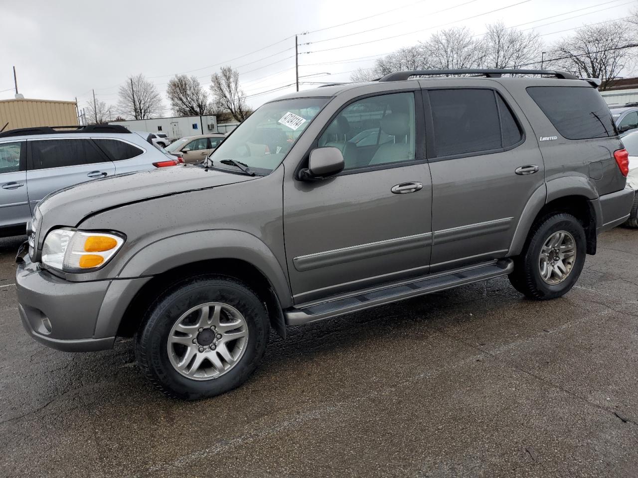 Toyota Sequoia (2004)