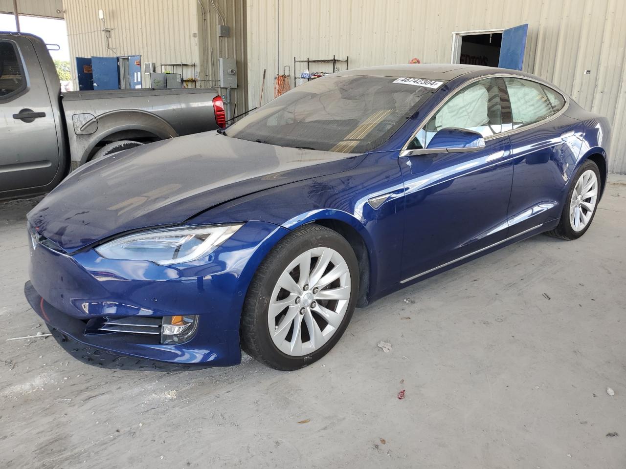 Tesla Model s (2016)
