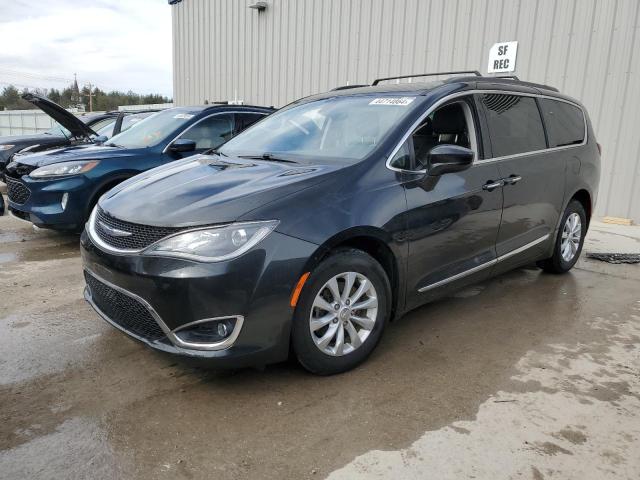 Chrysler Pacifica (2017)