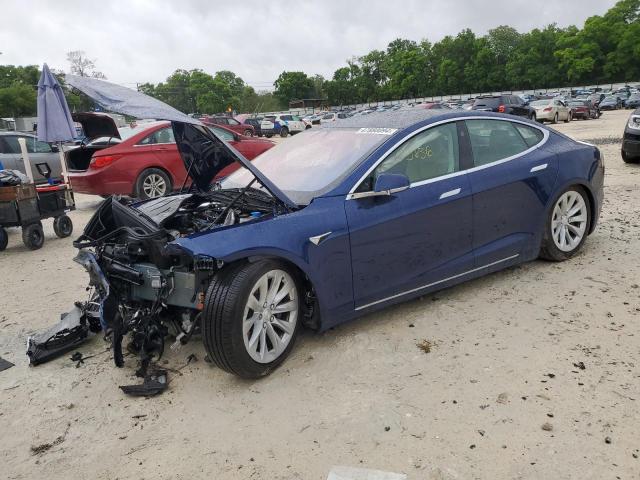 Tesla Model s (2017)