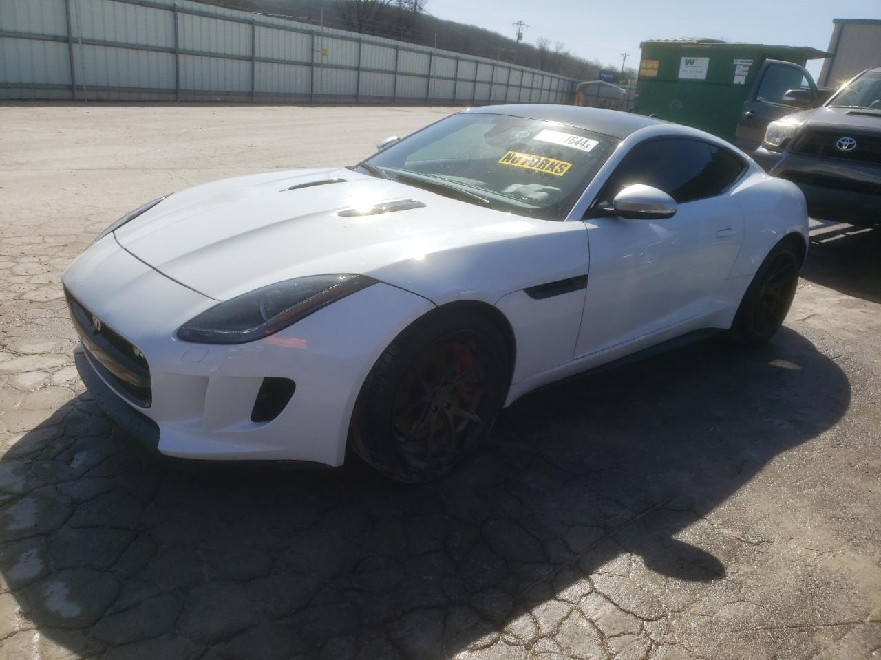 Jaguar F-type (2015)