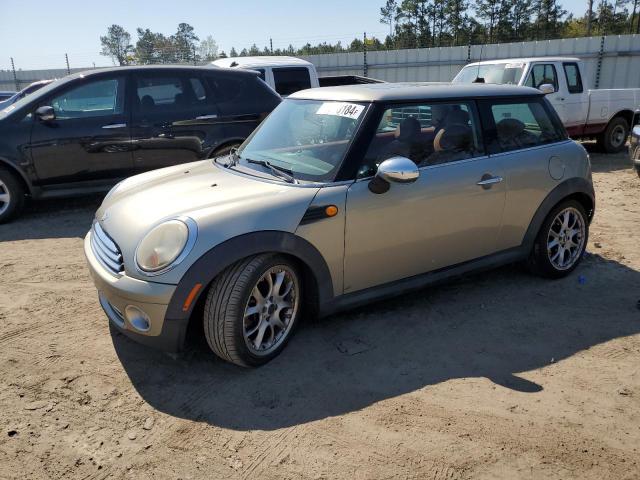 Mini Cooper (2008)