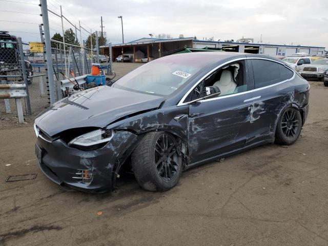 Tesla Model x (2017)