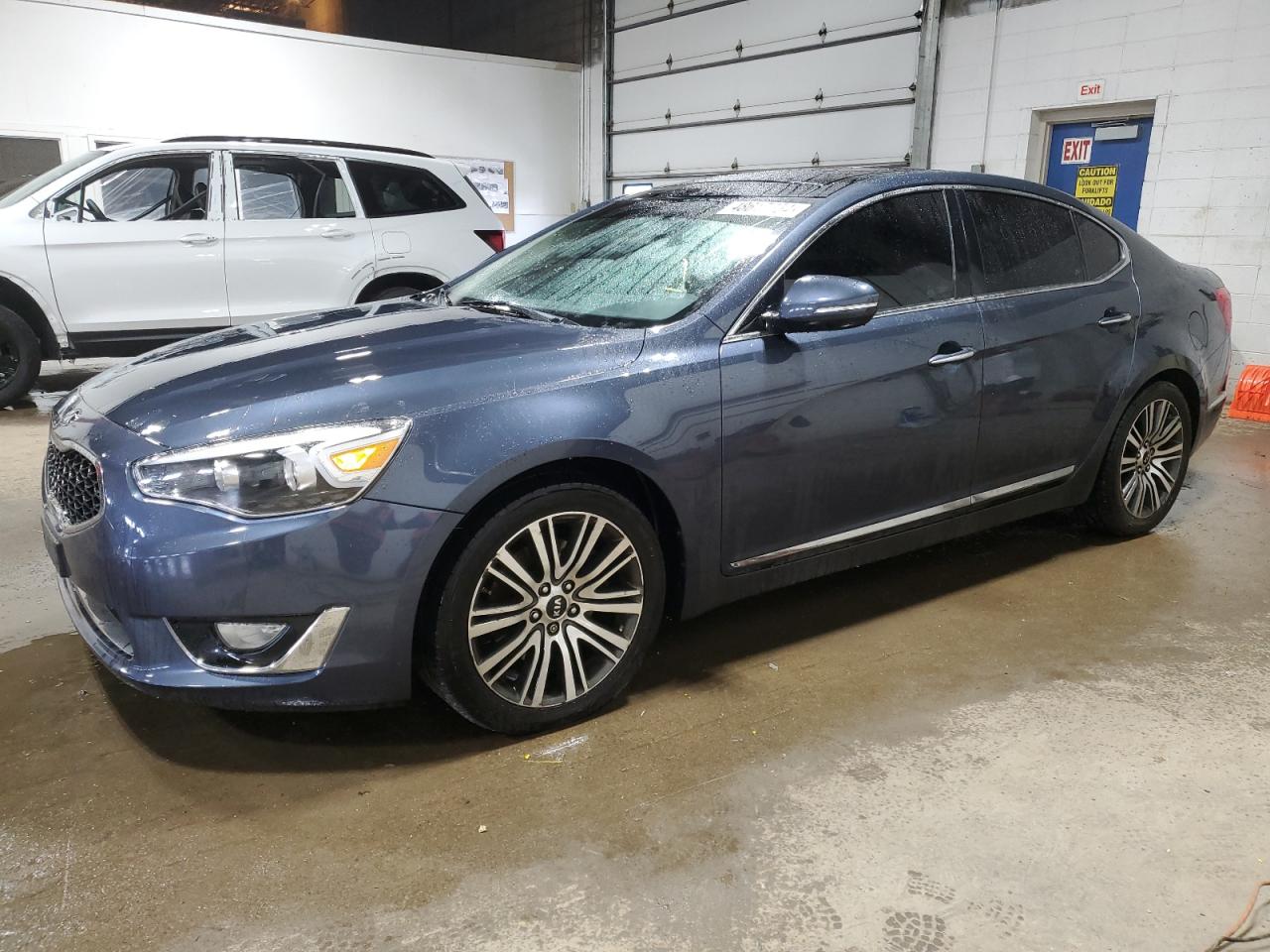 Kia Cadenza (2014)