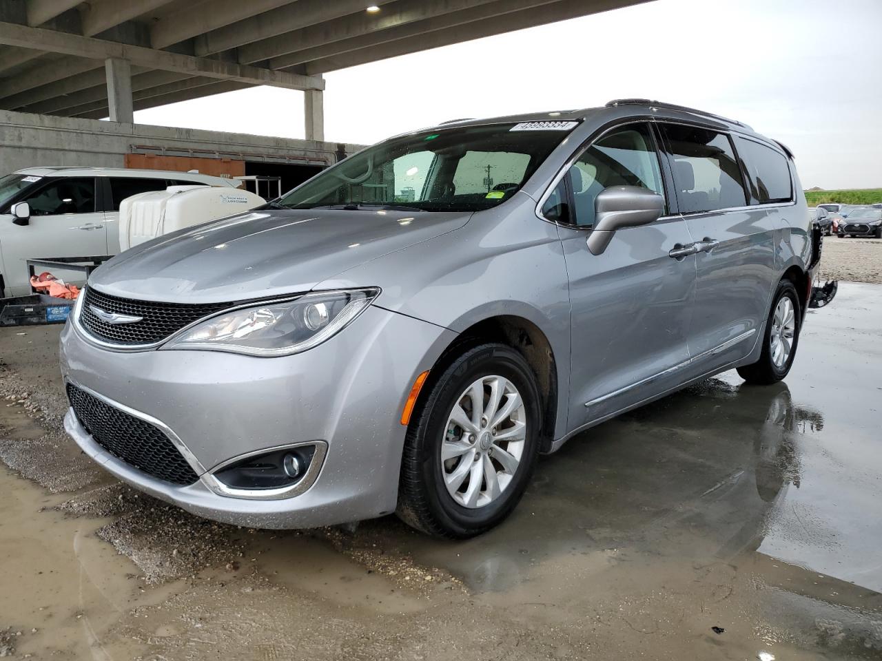 Chrysler Pacifica (2019)