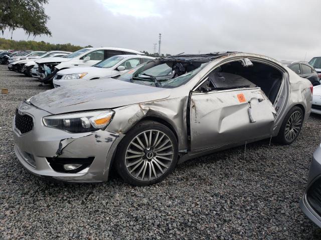 Kia Cadenza (2015)