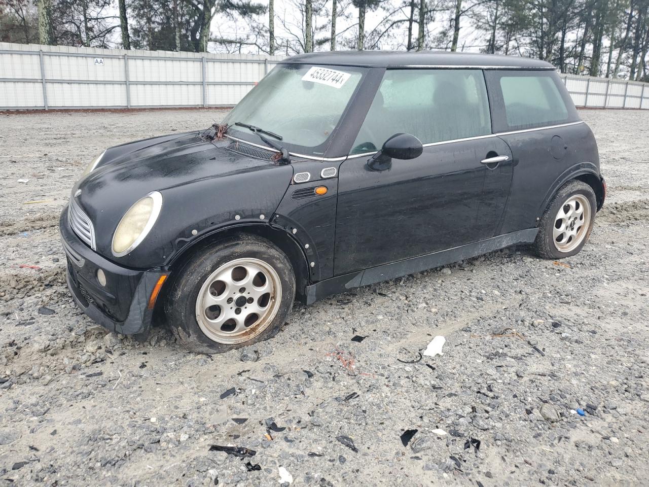 Mini Cooper (2004)