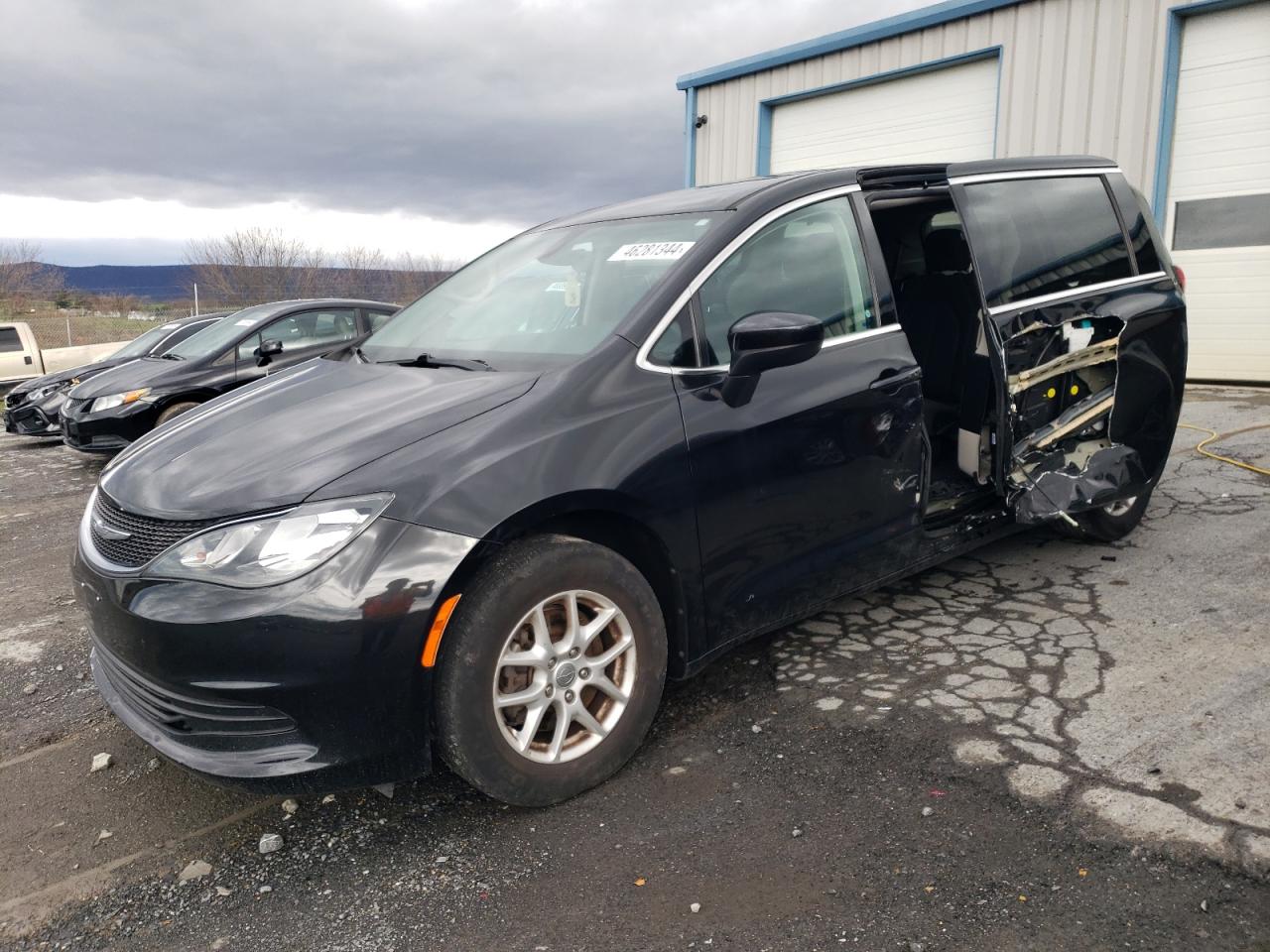 Chrysler Pacifica (2017)