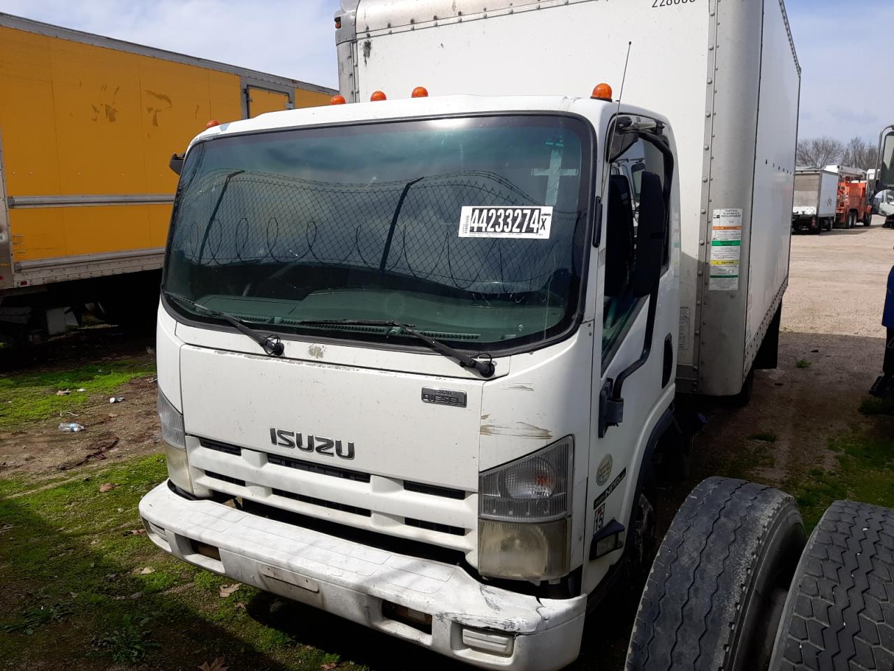 Isuzu Trooper (2013)